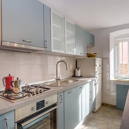 Holiday home Adrienne 100m Vom In Miholascica Auf Der Insel Cres *