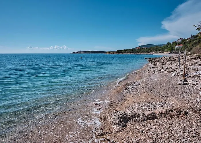 Dom wakacyjny Adrienne 100m Vom In Miholascica Auf Der Insel Cres