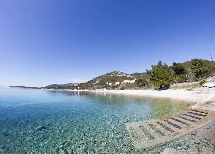 Adrienne 100m Vom In Miholascica Auf Der Insel Cres 別荘 Martinšćica