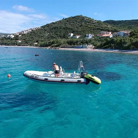 Dom wakacyjny Adrienne 100m Vom In Miholascica Auf Der Insel Cres *