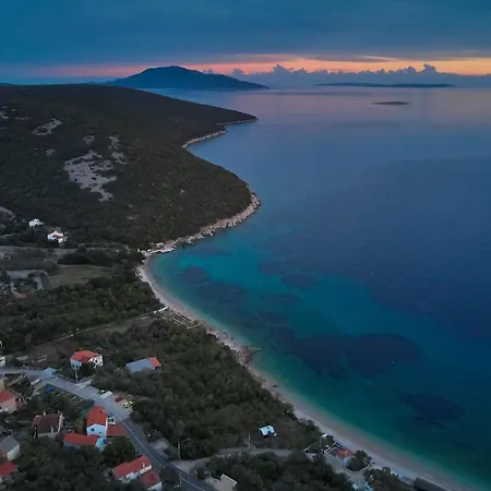 Dom wakacyjny Adrienne 100m Vom In Miholascica Auf Der Insel Cres Martinšćica