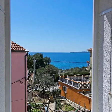 Adrienne 100m Vom In Miholascica Auf Der Insel Cres Dom wakacyjny Martinšćica