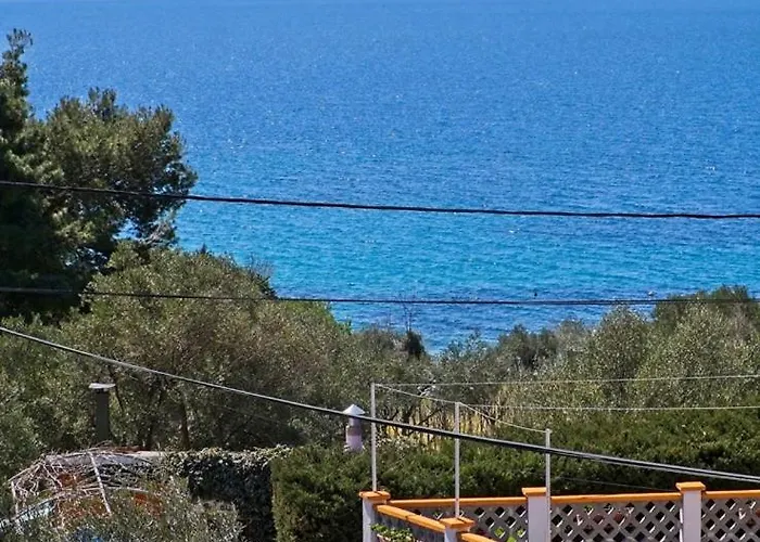Adrienne 100m Vom In Miholascica Auf Der Insel Cres Prázdninový dům